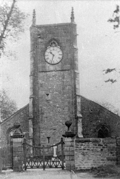 St Marys c1900.jpg - St Mary's Church around 1900, with what looks like wooden gates.